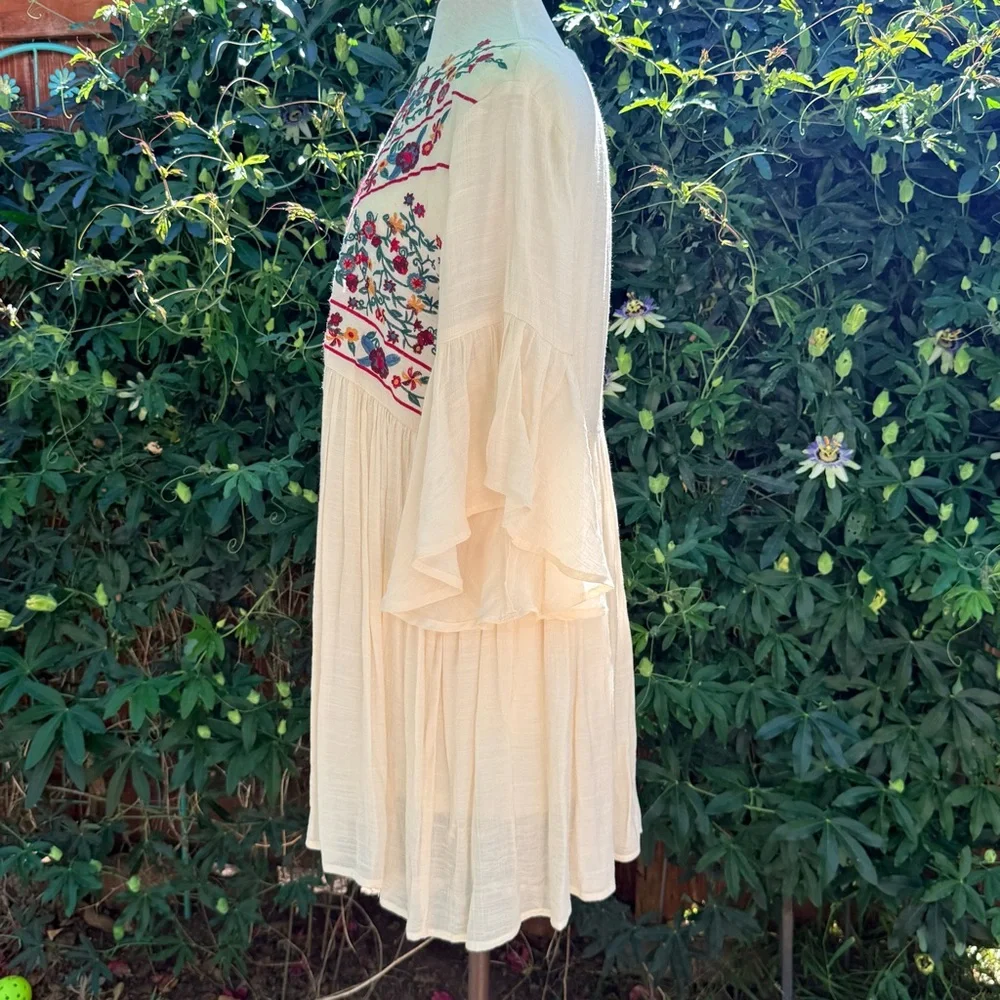 Umgee Cream Embroidered Boho Tunic - Picture 6 of 11